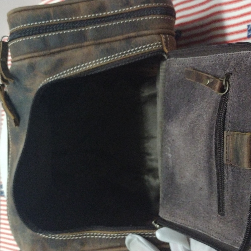 SNO Brown Multiple Zipper Pockets Leather Bag with Handle - Picture 9 of 16